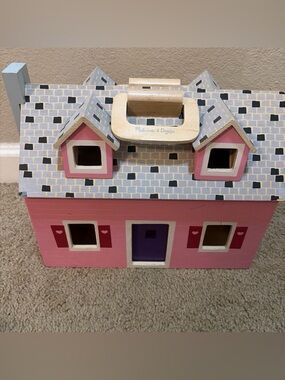 Melissa & Doug Pink and Purple Wooden Dollhouse Carry Case